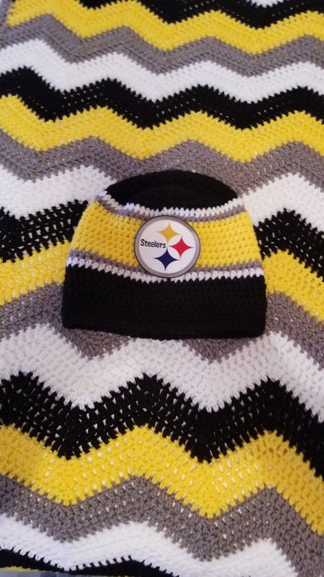 Steelers Crochet, Yule 2023, Steelers Blanket, Pittsburgh Steelers Hats, Steelers Baby, Pittsburg Steelers, Blanket Ideas, Crochet Afghans, Granny Square Blanket