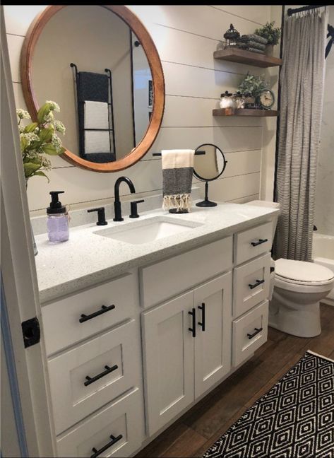 Farmhouse Kids Bathroom, Guest Bathroom Design, Guest Bathroom Renovation, Bathroom Redecorating, Full Bathroom Remodel, Bathroom Farmhouse Style, Kitchen Cabinets Decor, Bathroom Redesign, Hall Bathroom