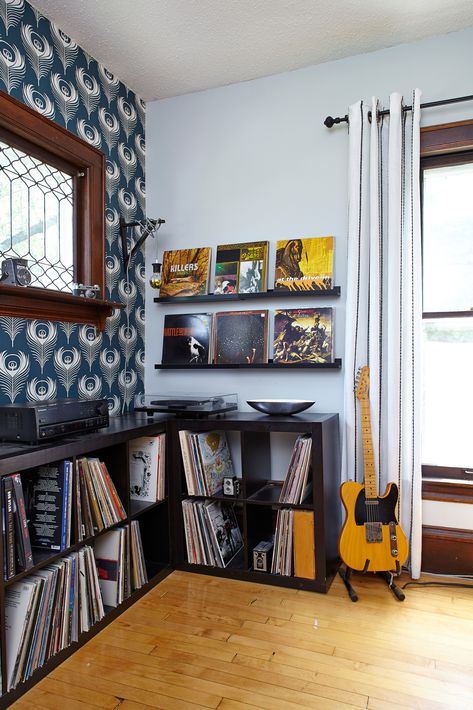 Cube Storage Isn’t Just for Dorm Rooms—Discover 15 Ideas That Combine Organization and Style Cube Shelf Built In, Cube Storage Styling, Storage Cube Ideas Living Room, Cube Storage Ideas Bedroom, Record Storage Wall, Cube Organizer Ideas Bedroom, Cube Storage Makeover, Cube Organizer Ideas, Cube Storage Ideas