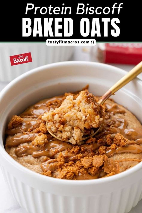 Biscoff Baked Oats (Protein Recipe) | Tasty Fit Macros Baked Oats Biscoff, Biscoff Protein Oats, Biscoff Baked Oats, High Protein Oatmeal Bake, Baked Oats Protein, High Protein Baked Oatmeal, High Protein Baked Oats, Baked Protein Oats, Easy Protein Powder Recipes