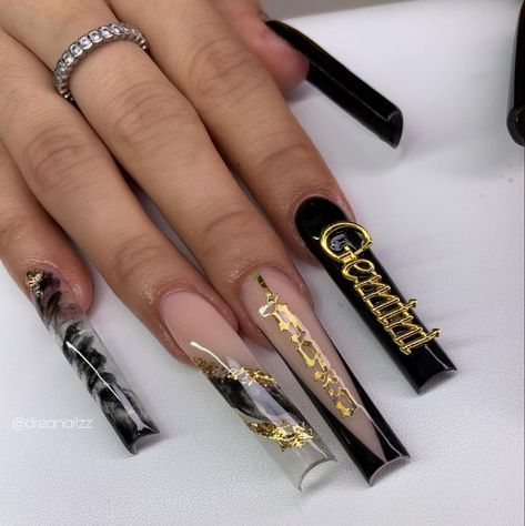 Gemini Bday Nails, Gemini Inspired Nails, Scorpio Nails Acrylic, Birthday Nails Capricorn, Birthday Nails Gemini, Capricorn Nails Acrylic, Birthday Nails Taurus, Capricorn Nails Designs, Leo Nails Zodiac