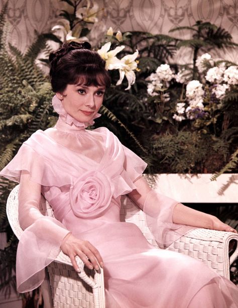 Audrey Hepburn in My Fair Lady--this Cecil Beaton light pink dress is one of my favorites.  She has such softness yet strength in this scene. Audrey Hepburn Outfit, Audrey Hepburn Photos, Eliza Doolittle, Colour Analysis, Audrey Hepburn Style, Cecil Beaton, Hepburn Style, My Fair Lady, Fair Lady