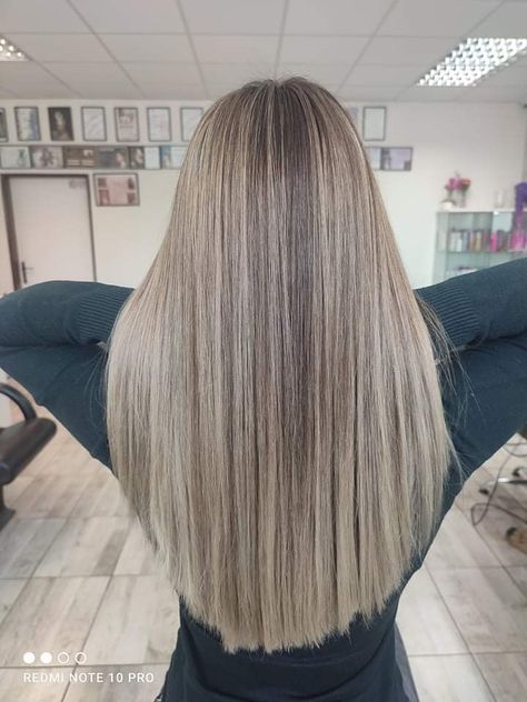 Ashy Bronde Balayage Straight Hair, Dark Blonde Hair Cool Tone, Full Head Highlights Dark Hair, Trending For 2023, Belliage Hair, Hair Colors Trending, Neutral Blonde Hair, Blonde Light Brown Hair, Best Blonde Hair