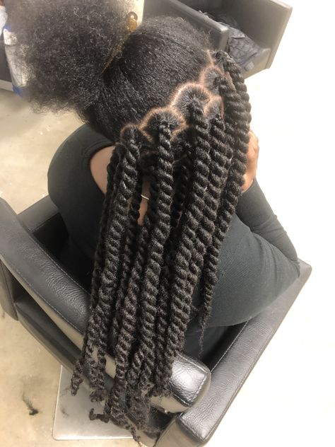 Thick Marley Twists Long, Large Marley Twists, Jumbo Marley Twists, African Face Paint, Twists Braids, Natural Hair Weaves, Hair 101, Hair Magic, Hairstyles Pictures