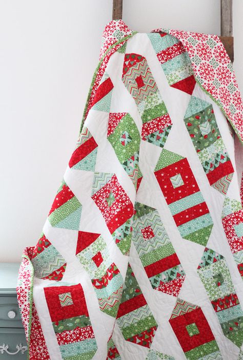 Joyfully Quilt Pattern Christmas Quilts Patterns, Project Linus Quilts, Quilt Photography, Irish Chain Quilt Pattern, Family Christmas Presents, Xmas Quilts, Quilting Gifts, Tree Quilt Block, Cheater Quilt Fabric