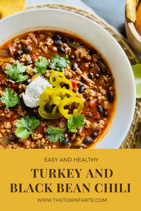 healthy, hearty chili with black beans, topped with cilantro, cilantro and sour cream Turkey Black Bean Meatballs, Turkey Chili With Black Beans, Ground Turkey Black Bean Chili, Turkey And Black Bean Chili, Ground Turkey And Black Beans, Ground Turkey Black Bean Recipes, Black Bean And Corn Chili, High Heat Turkey Recipe, Young Turkey Recipe