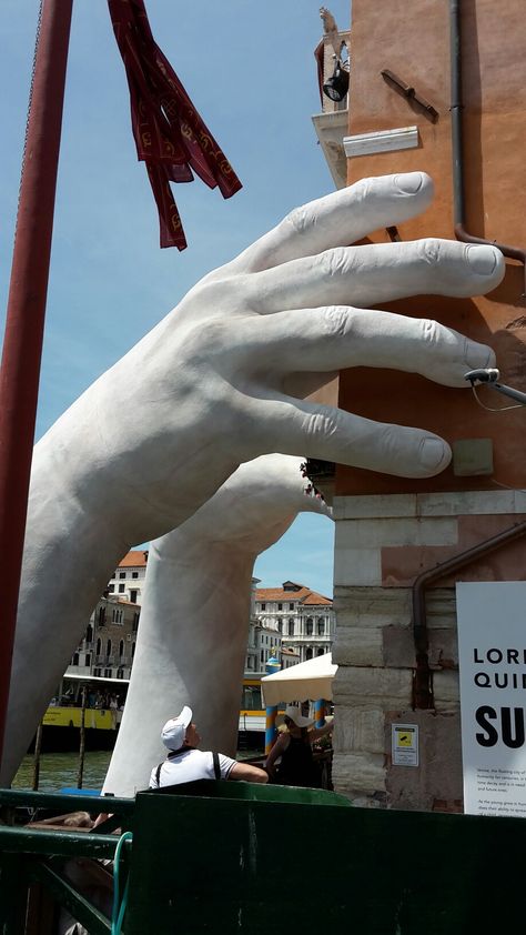 Lorenzo Quinn, Venice, Sculpture, Photography, Art