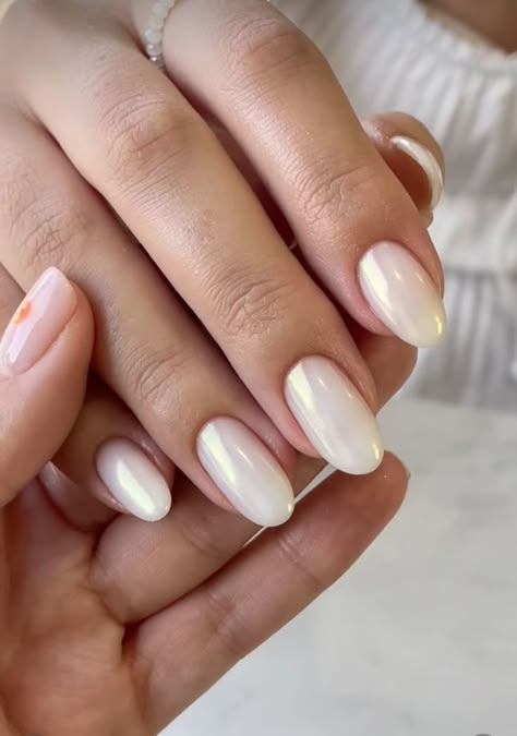 Hello Nails, Simple Gel Nails, Bride Nails, Casual Nails, Pearl Nails, Neutral Nails, Bridal Nails, Chic Nails, Chrome Nails