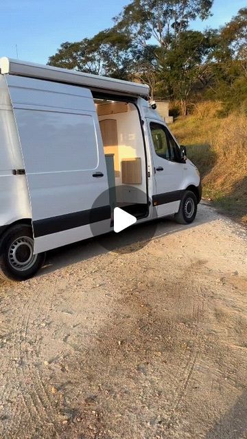 7,200 likes, 76 comments - livingvanlife el December 13, 2023: "Yes or no?✨ 🚐 Do you want to learn more about vanlife? Click the link in bio to check out our website! 🎥 from @up_motorhome Follow if you want to get inspired Living Van Life ❤️ TAG @livingvanlife to get featured 🚌 .⠀ .⠀ .⠀ #vanlifesquad #vanlife #vanlifediaries #vanlifeproject #vanlifeculture #vanlifeexplorers #vanclan #vanlifemagazine #vanlifehack #vanlifereality #campingcar #rvlife #campervan #camperlife #tinyhouse #offroad The Oh Hellos, Soldier Poet King, Omgebouwde Bus, Living Van, Astuces Camping-car, Luxury Campers, Kombi Motorhome, Luxury Motorhomes, Kombi Home