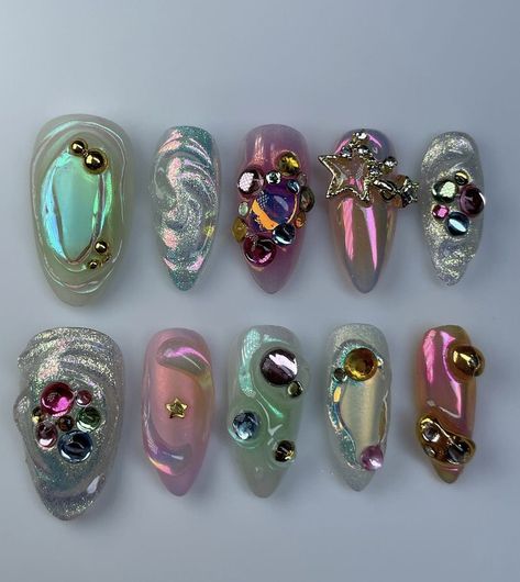 Nail Design Glitter, 3d Chrome, Junk Nails, Crazy Nails, Japanese Nails, Maximalism, Minimalist Nails, Nail Charms, Light Academia