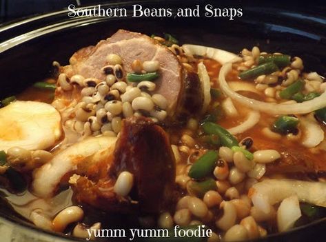 Southern Beans, Field Peas, Beans And Cornbread, Holiday Leftovers, Ham Bone, The Onion, Southern Recipes, Black Eyed Peas, Pork Recipes