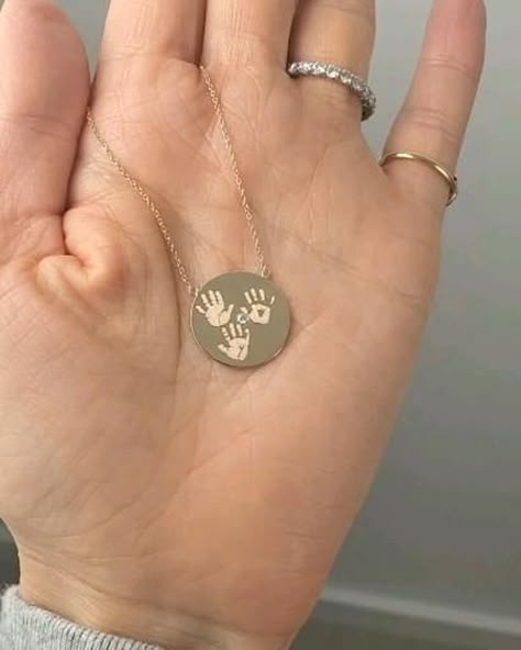 Mother Jewelry Ideas, Memorial Necklace Baby, Newborn Keepsake Ideas, Mothers Day Necklace, Push Gifts, Keepsake Ideas, Mothers Day Jewelry, Mommy Necklace, Mommy Jewelry