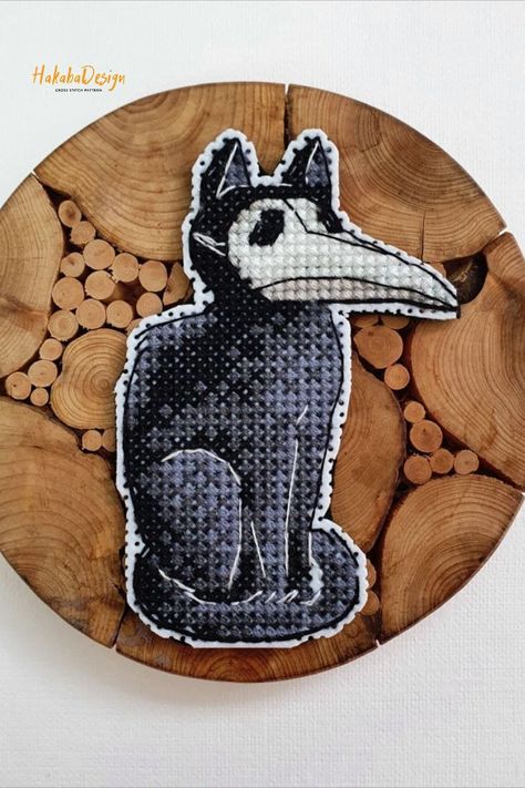 Plague Doctor Cross Stitch Pattern, Plague Doctor Cross Stitch, Plastic Canvas Stitch, Embroidery Patterns Cross Stitch, Creepy Cross Stitch Pattern Free, Cross Stitch Patterns Easy, Halloween Embroidery Patterns, Doctor Cross Stitch, Creepy Cross Stitch Pattern