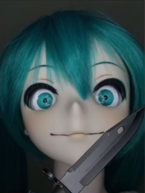 Keep you opinions to yourself 😀 Creepy Hatsune Miku Icon, Hatsune Miku Doll Creepy, Creepy Miku Doll, Hatsune Miku Doll, Miku Doll, Creepy Core, Miku Hatsune Vocaloid, Vocaloid Funny, Vocaloid Characters