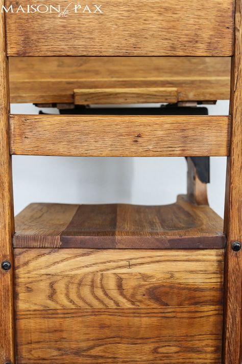 adorable restored vintage school desk | maisondepax.com Vintage School Desk Makeover, Old Wooden Desk, School Desk Makeover, Fusion Mineral Paint Furniture, Mineral Paint Furniture, Painting Techniques For Beginners, Vintage School Desk, Painting Beginners, Can Upcycle