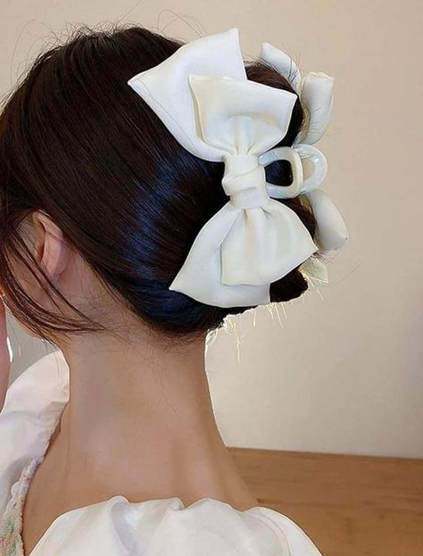 White Hair Accessories, Diy Hair Scrunchies, Designer Hair Accessories, Diy Hair Accessories Ribbon, Hair Tie Accessories, Hair Accessories Clips, Bow Accessories, Hair Claws, Ribbon Hair Bows