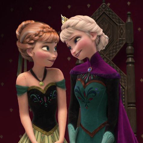 Movie Duos, Disney Duos, Dibujos Pin Up, Elsa Pictures, Disney Princess Sofia, Frozen Wallpaper, Anna Disney, Frozen Pictures, Anna And Elsa