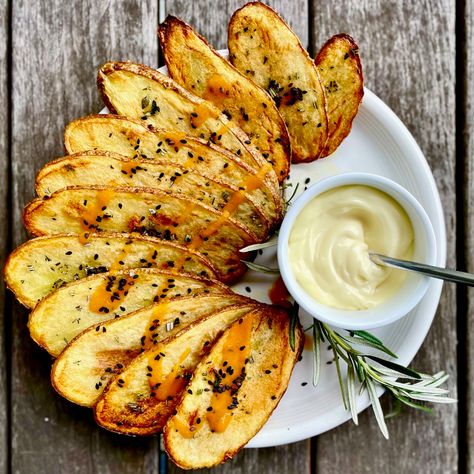 Jacked Potatoes, Truffle Hot Sauce, Truffle Potato Chips, Jack Potato, Rosemary Roasted Potatoes, Vegan Truffles, Roasted Potato, Truffle Fries, Baked Potato Recipes