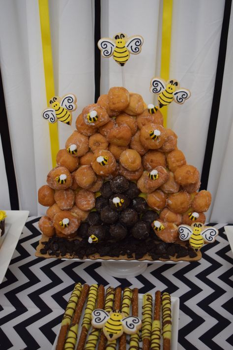 Which Will It Bee Gender Reveal, What Will It Bee Dessert Table, Bee Hive Gender Reveal Ideas, Beehive Gender Reveal Diy, Bee Themed Fruit Tray, Sunflower And Bee Dessert Table, Bee Gender Reveal Ideas For Party, Bee Gender Reveal Food Ideas, Honey Bee Gender Reveal Food