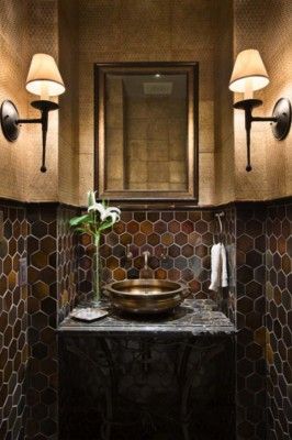 44 Absolutely stunning dark and moody bathrooms Mountain Contemporary Home, Traditional Powder Room, Moody Bathroom, Rustic Mountain Homes, Masculine Bathroom, Bathroom Mirror Design, Brown Tile, Dark Bathrooms, Powder Room Design