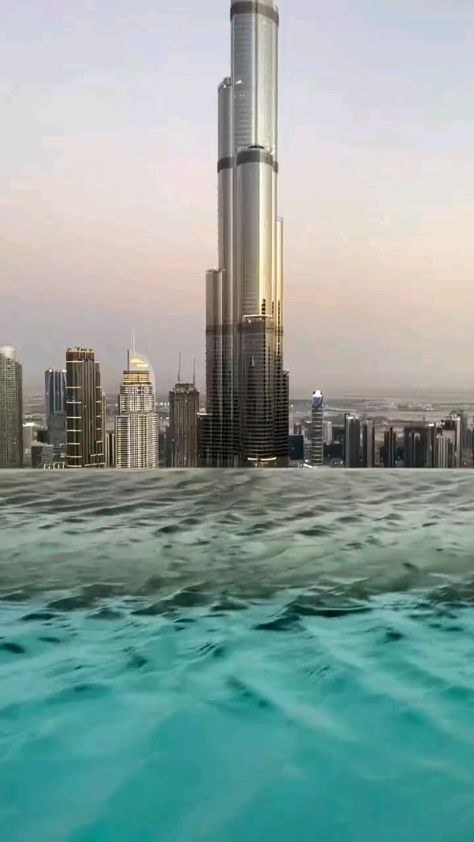 Dubai Video, Dubai Vacation, Airport Aesthetic, Dubai Aesthetic, Holiday Travel Destinations, Travel Inspiration Destinations, Travel Pictures Poses, Dubai City, Wow Video