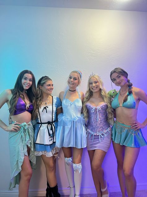 Princess halloween costume #costumeidea #halloween #princess #princesscostume #cinderella #ariel #tangled Ariel Halloween Costume Women, Repunzle Costume Idea, Ariel Costume Women, Rapunzel Costume Women, Cinderella Costume Women, Halloweekend Costumes, Fall Outfits Office, Aesthetic Uniform, Rapunzel Halloween Costume