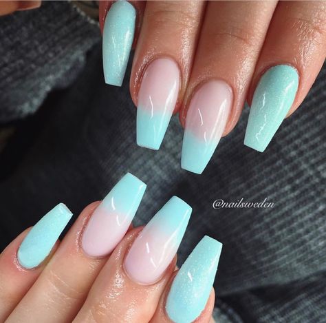 Mint Green Ombre Nails, Face Moisturizer For Dry Skin, Cerave Moisturizing Cream, Dry Skin Body, Ombre Nails Glitter, Ombre Acrylic Nails, Cream Body, Nail Art Wedding, Colorful Nail Designs