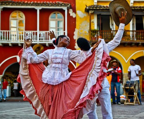 Cumbia Dancing Aesthetic, Cumbia Aesthetic, Cumbia Dancing, Dancing Aesthetic, Dress Inspo, Dance Photography, Latin America, How To Plan, Iphone