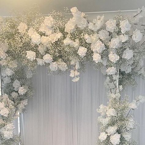 Muse Weddings and Events on Instagram: "A beautiful and elegant baby’s breath and white floral bridal backdrop 💕  Flowers, decor and set up by @museweddingsandevents" Baby Breath Backdrop, Floral Backdrop Wedding, Backdrop Flowers, Bridal Backdrop, Bridal Backdrops, Baby Breath, Baby S Breath, Flowers Decor, Elegant Baby