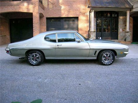 1972 PONTIAC GTO 2 DOOR COUPE 72 Nova, 1966 Chevelle, Nascar Race Cars, Pontiac Lemans, Pontiac Cars, Barrett Jackson Auction, Rear End, Barrett Jackson, Whiplash