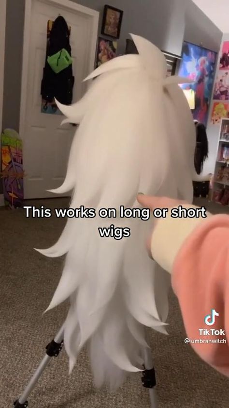 How To Make Cosplay Wigs Fluffy, How To Fix Cheap Cosplay Wigs, How To Make A Wig Fluffy, Fluffy Wig Tutorial Cosplay, Cosplay Wig Care, Wig Styles Cosplay, Styling Wigs Cosplay, Tips For Cosplayers, How To Make Cosplay Costumes