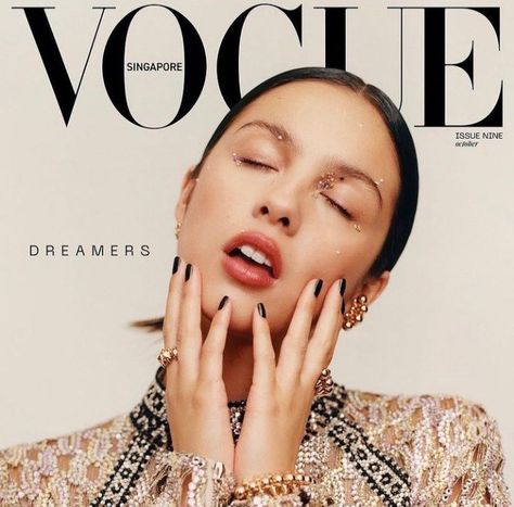 Olivia Rodrigo Vogue, Vogue Singapore, Vogue Photo, Vogue Magazine Covers, Vogue Beauty, Vogue Covers, Cosmic Girls, Vogue Magazine, Olivia Rodrigo