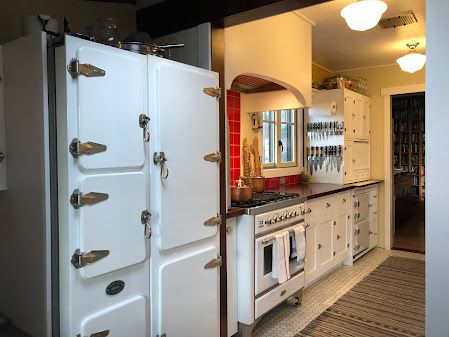 1920s Kitchen Original, 1920s Kitchen, 1940s Kitchen, Flour Storage, Old Refrigerator, Vintage Refrigerator, Bungalow Kitchen, Samsung Fridge, Fume Hood