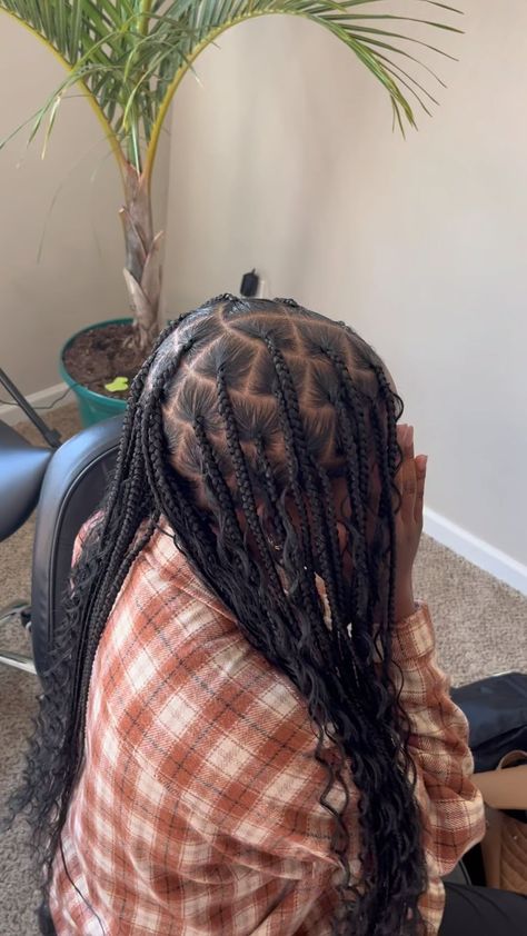 Bohemian Knotless Braids Edges, First Day Hairstyles Black, Knotless Braids With Curls And Color, Knowles’s Braids Hairstyles, Braided Ponytail With Curls, Large Bohemian Knotless Braids, Knotless Braids With Curls, Latest Braided Hairstyles, Medium Knotless