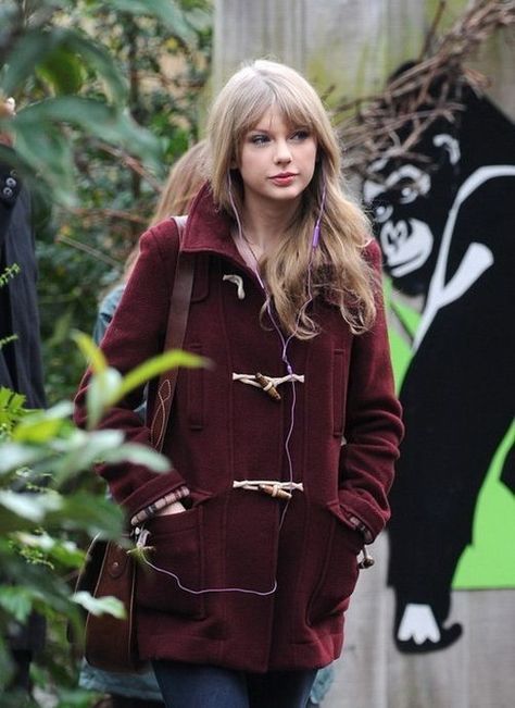 Taylor Icons, London Zoo, So Me, Duffle Coat, Taylor Swift, Swift, Headphones, Red