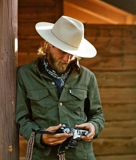 Strawberry Arizona, Ben Christensen, Fedora Outfit, Kickin It, Modern Cowboy, Mens Hats Fashion, Mens Fashion Rugged, Rugged Style, Cowboy Style