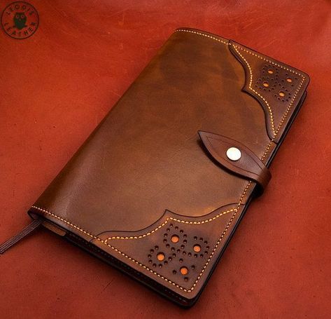 Moleskin Notebook, Engraved Notebook, Leather Moleskine Cover, Moleskine Cover, Leather Book Covers, Leather Notebook Cover, Leather Bag Pattern, Leather Carving, Kelly Bag