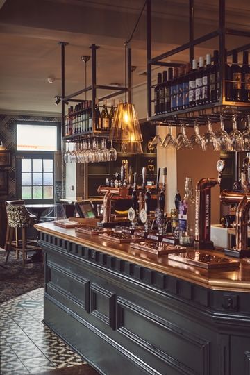 Pub Bar Counter Design, American Pub Interior, Irish Snug Bar, Scottish Pub Interior Design, Irish Pub Inspired Basement, British Pub Interior Old English, Uk Pub Interior, Seaside Pub Interior, Country Pub Interior Design