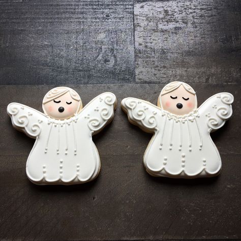 Angel Cookies Decorated, Christmas Angel Cookies, Ahg Crafts, Nativity Cookies, Living Nativity, Royal Icing Christmas Cookies, Holiday Cookies Decorated, Angel Cookies, Cookie Board