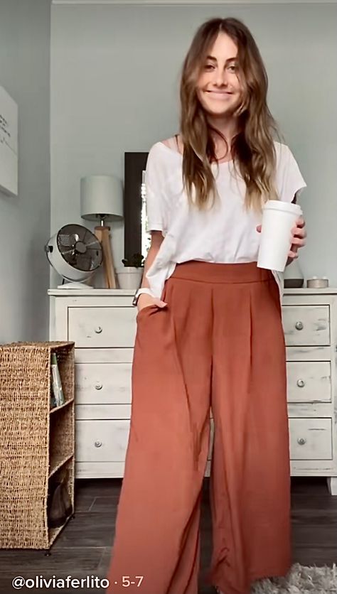 Fall Outfits Flowy Pants, Flowy Brown Pants Outfit, Orange Flowy Pants Outfit, Outfits With Flowy Pants, Orange Flowy Pants, Orange Wide-leg Pants For Fall, Tshirt Casual Outfit, Black Flowy Pants Outfit, Orange Wide-leg Pants With Relaxed Fit