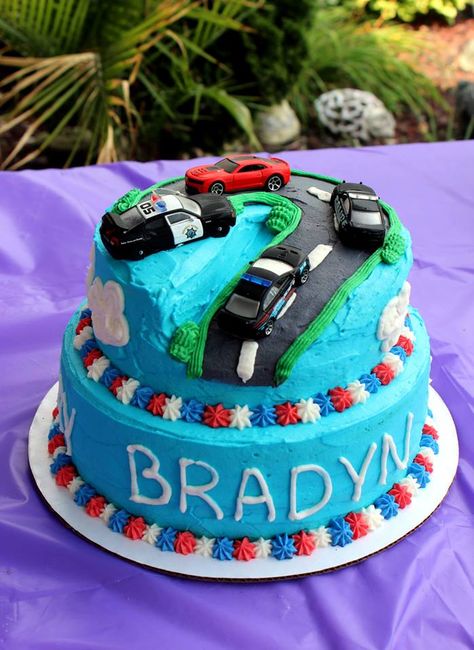 Police Chase birthday cake - adapted idea from a Cars cake I found online for my nephew Police Car Cake Design, Police Car Cakes For Boys, Chase Birthday Cake, Police Car Cake, Police Car Cakes, Police Birthday Cakes, Car Cakes For Boys, Cars Cake Design, Birthday Cake Kids Boys