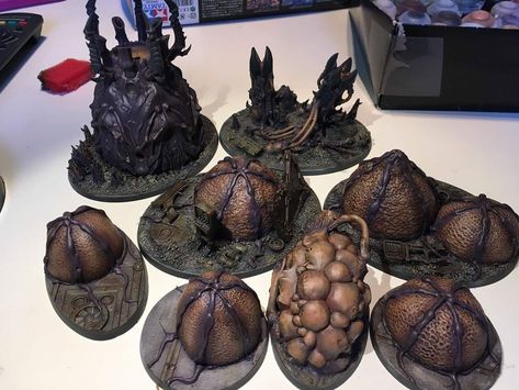 Tyranid Terrain, Alien Terrain, Tabletop Painting, Tyranid Hive, Warhammer 40k Tyranids, Dnd Terrain, Alien Plants, Scatter Terrain, Warhammer Terrain