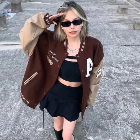 Leather Sleeve Jacket, Grunge Jacket, Harajuku Grunge, Streetwear Fall, Women Baseball, Casual Tie, Korea Style, Baseball Women, Preppy Aesthetic