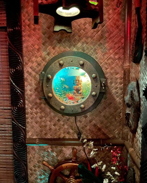 Metal Driveway Gates, Futurism Art, Cool Fish Tanks, Tiki Totem, Tiki Decor, Tiki Lounge, Tiki Hut, Cool Fish, Resin Wall Art