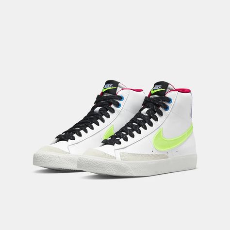 New With Box Brand New Shoes Big Kids Size+1.5=Womens Size. Nike Blazer Mid 77 White, Retro Branding, Nike Air Max 200, Nike Blazers, Blazers Shoes, Nike High Tops, Nike High, Shoes Big, Nike Blazer Mid 77