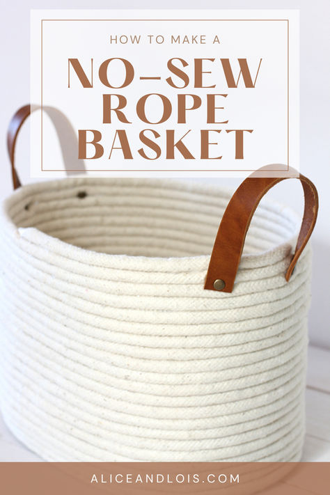 Looking for a simple craft to make? Try this DIY No-Sew Rope Basket using cotton piping from fabric store and hot glue! Diy Rope Design, Rope Basket Tutorial, Coil Basket, Mug Diy, Diy Glue, Diy Rope Basket, Basket Diy, Rope Projects, Diy Decoracion