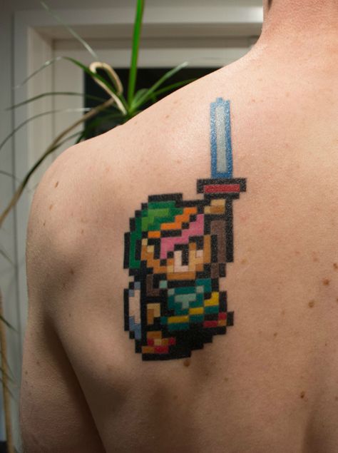 16-bit Link tattoo. Nerd Tattoo Ideas, Nintendo Tattoo, Video Game Tattoos, A Link To The Past, Ink Link, Nerdy Tattoos, Zelda Tattoo, Gamer Tattoos, Link To The Past