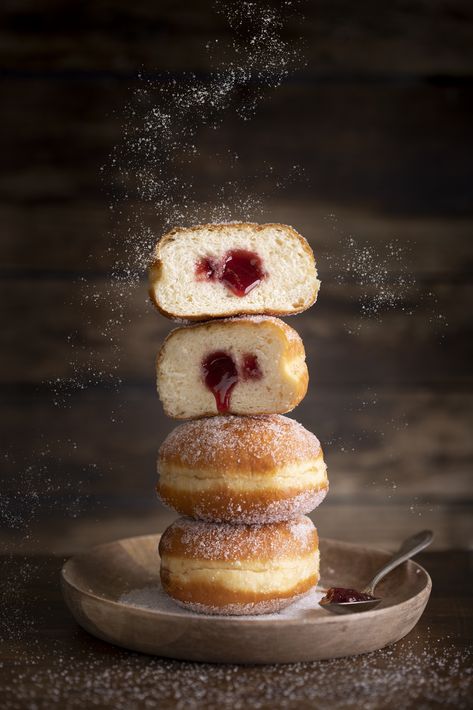 Bomboloni Photography, Donut Photography Styling, Food Photography Colorful, Donut Photography, Cake Donuts, Donut Recipes, No Bake Desserts, Baked Goods, Food Lover