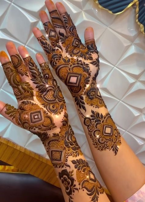 Eid Mehndi Design, Best Mehndi Design, New Mehndi Design, Keep Smile, Eid Mehndi, New Mehndi, Beautiful Henna, Latest Henna Designs, Simple Mehndi Designs Fingers