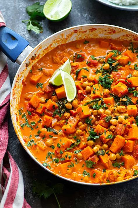 Potato Chickpea Curry, Coconut Sweet Potato, Sweet Potato Chickpea Curry, Chicken Breast Instant Pot, Red Curry Recipe, Potato Chickpea, Slow Cooker Sweet Potatoes, Crockpot Recipes Chicken, Red Thai